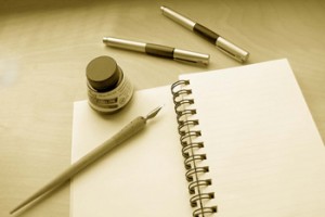 ÉCRIVAIN BILINGUE NÉCESSAIRE