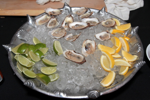  Pub Night - Fresh Print Magazine