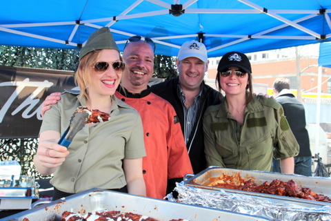 2014TorontoChickenWingFestival-33