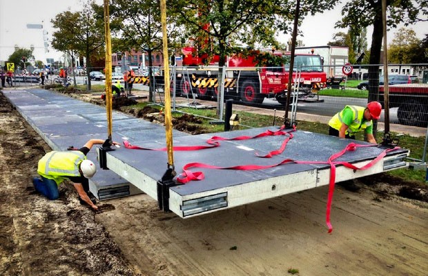 4_Solar-Panel-Bike-Lanes-620x400